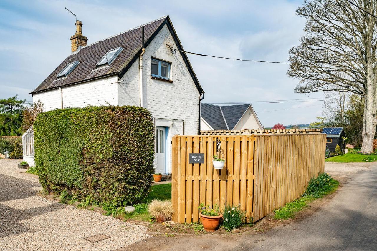 Robins Nest Cottage Blairgowrie and Rattray Bagian luar foto